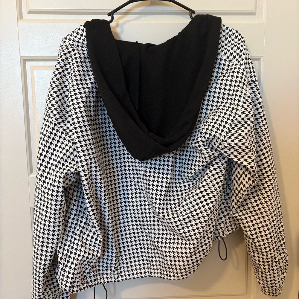 Forever 21 jacket - Picture 2 of 3